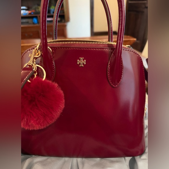 🌺NWT Tory Burch Emerson Patent Large Dome Satchel IN ROYAL BURGUNDY🌺 - Picture 2 of 12